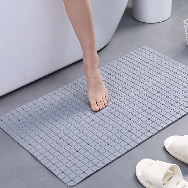 Non-Slip Bathtub Mat with Suction Cups, 26x15 Inches
