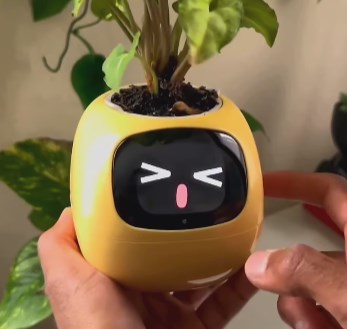 PetPlant™ Smart Self-Watering Planter (One Piece)